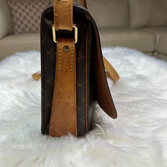 Authentic Louis Vuitton Monogram Cartouchiere GM Crossbody Shoulder Bag - Picture 4 of 12